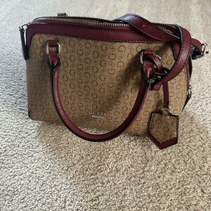 Guess bag
